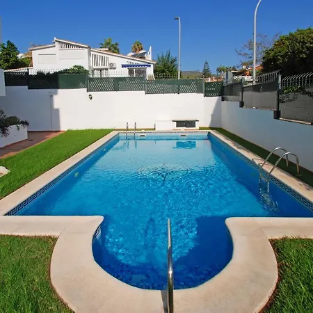Isla De 2, 80m From The Sea, Amazing View,ac, Bbq,private Parking * Benalmadena