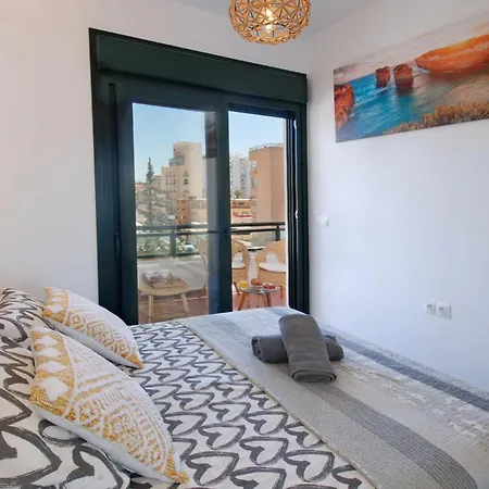 Apartment Isla De 2, 80m From The Sea, Amazing View,ac, Bbq,private Parking Benalmadena